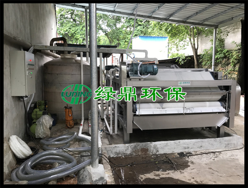 江門印染廠采購(gòu)一臺(tái)印染污泥帶式壓濾機(jī)解決污泥問題 1